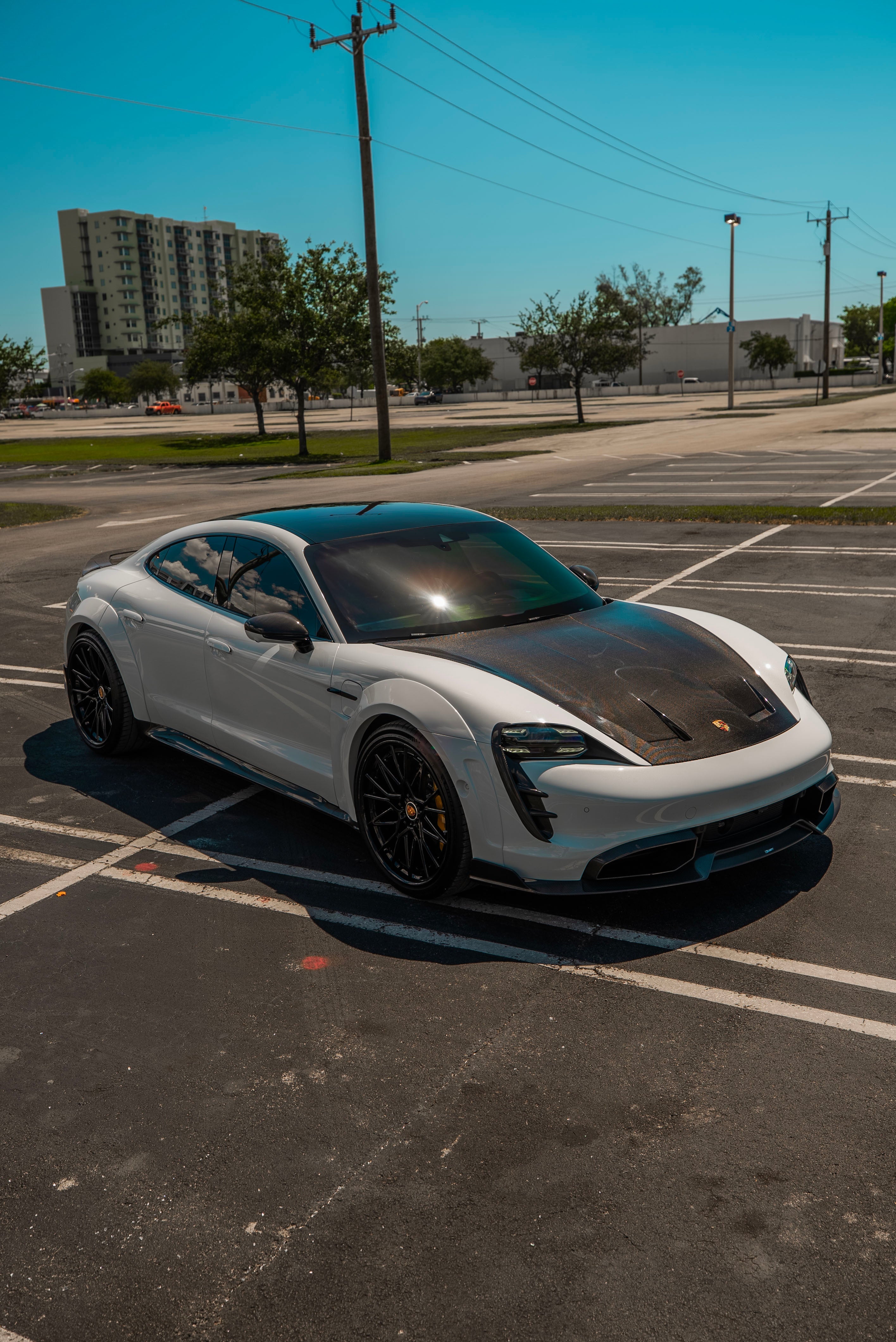 CMST - PORSCHE TAYCAN TURBO / TURBO S CARBON FIBRE FULL BODY KIT