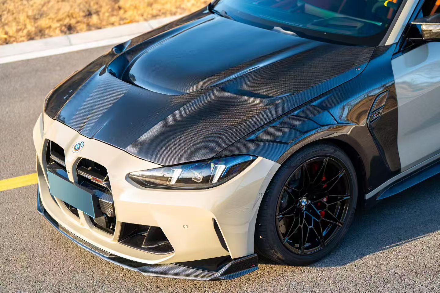AE DESIGN BMW G8x M3 M4 ART Series vented carbon hood