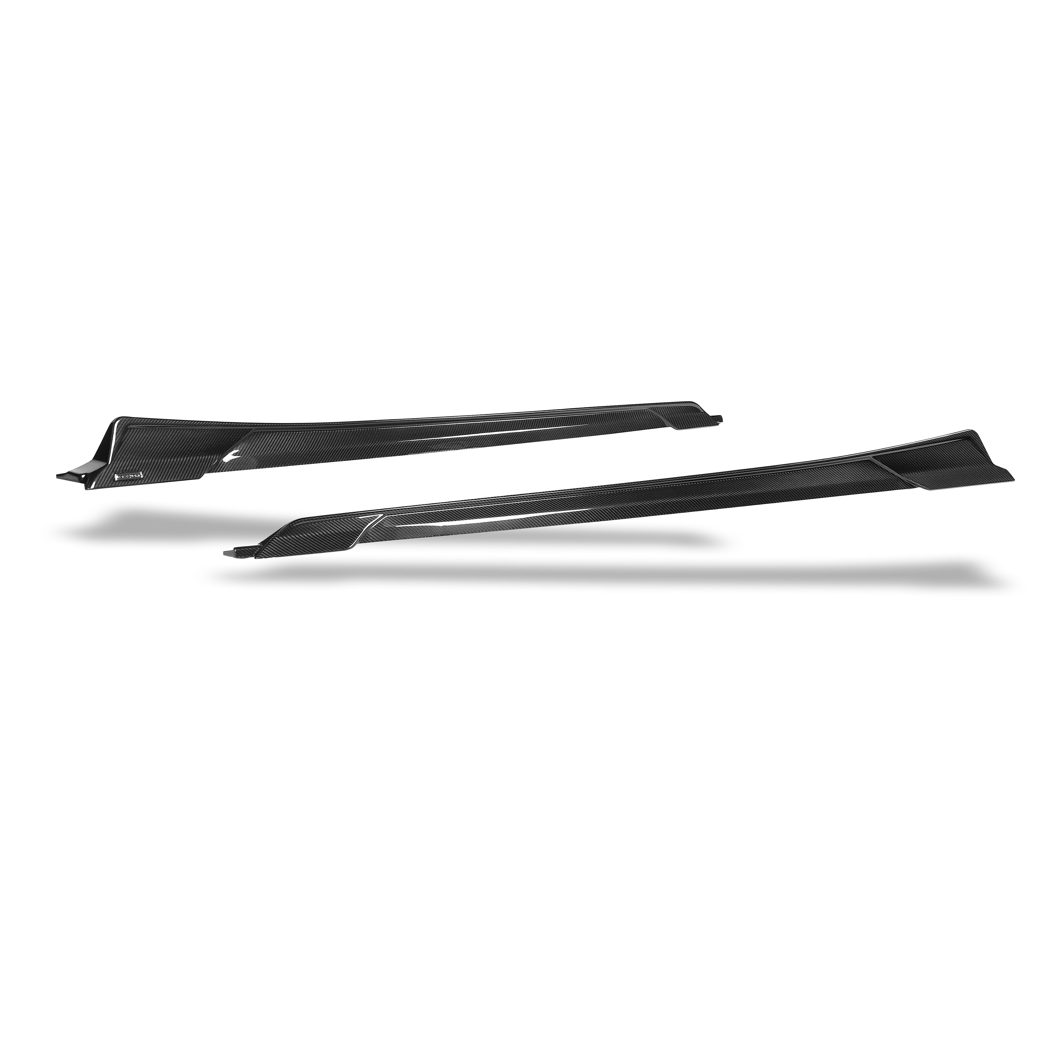 RevozPort carbon fibre side skirt weave detail