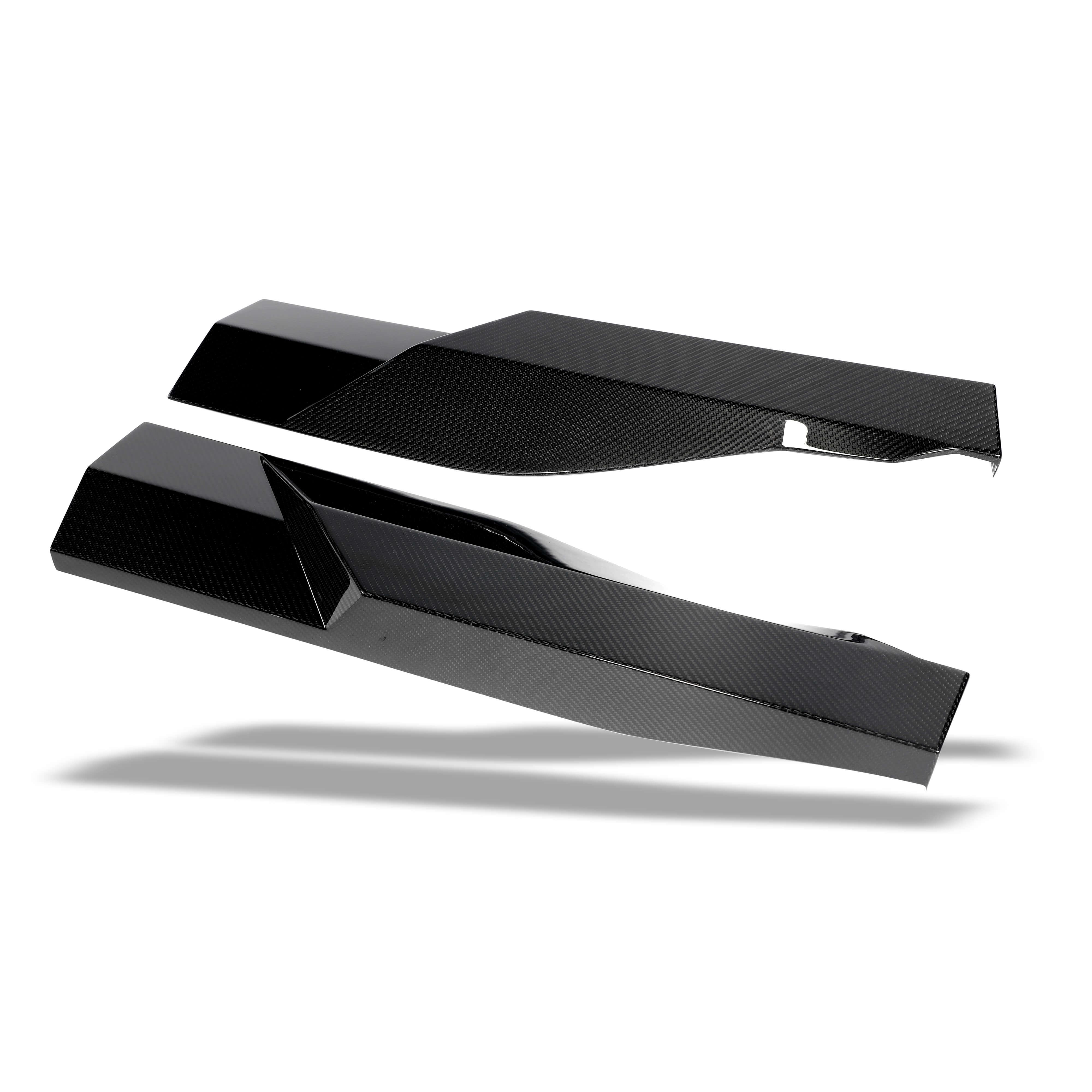 RevozPort BMW XM G09 carbon fibre door trim detail