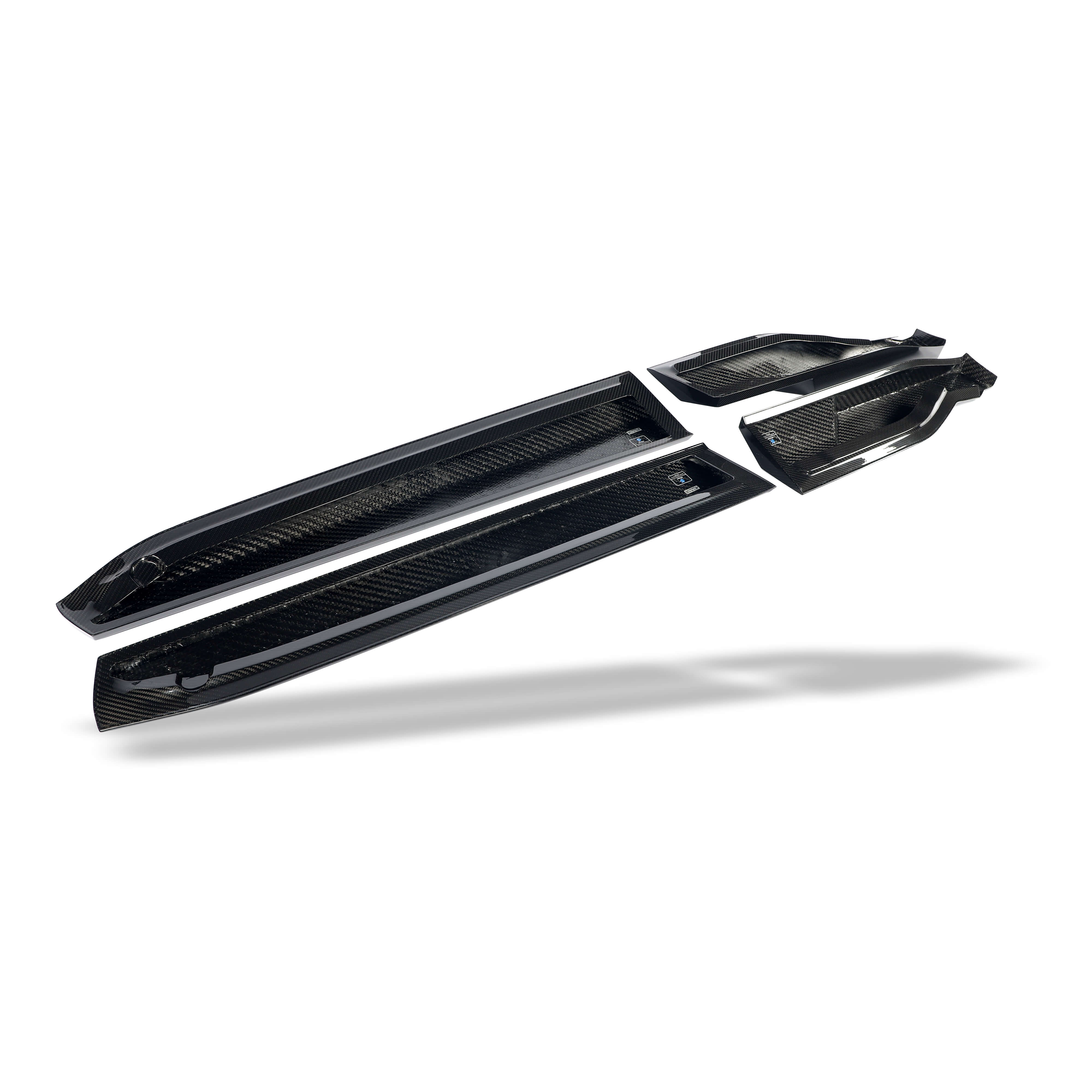RevozPort BMW XM G09 carbon fibre door trim detail