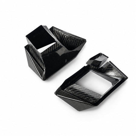 RevozPort BMW XM G09 carbon fibre front bumper vent trims detail