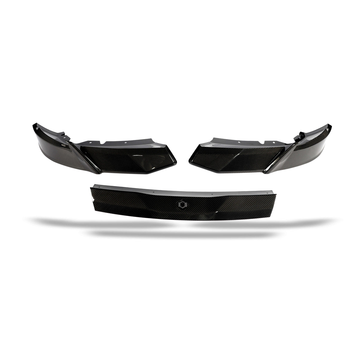 RevozPort BMW XM G09 carbon fibre front lip detail