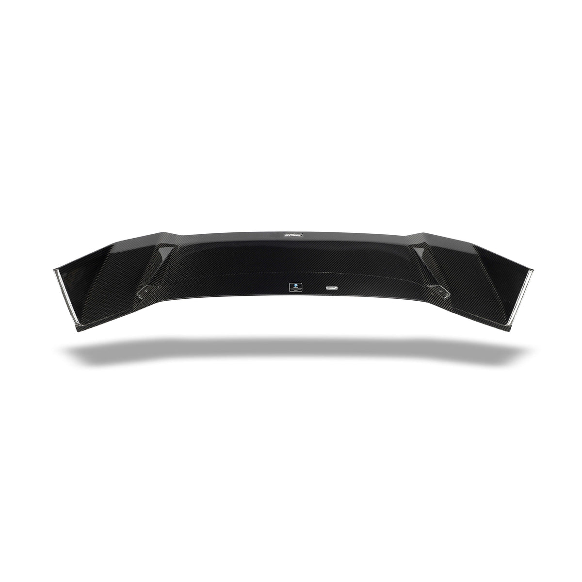 RevozPort BMW XM G09 carbon fibre roof spoiler detail