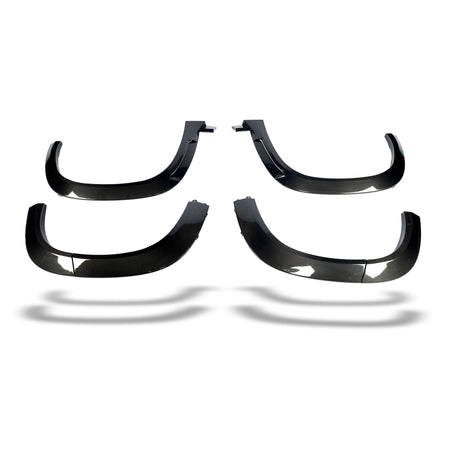 RevozPort BMW XM G09 carbon fibre wheel arch trim detail