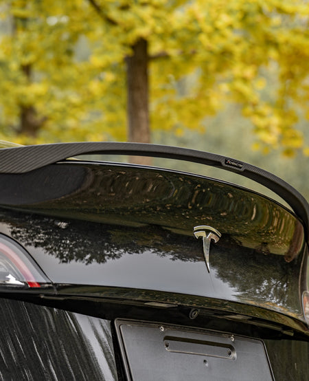 ACHEN CYBE - TESLA MODEL Y CARBON FIBRE REAR SPOILER - Aero Carbon UK