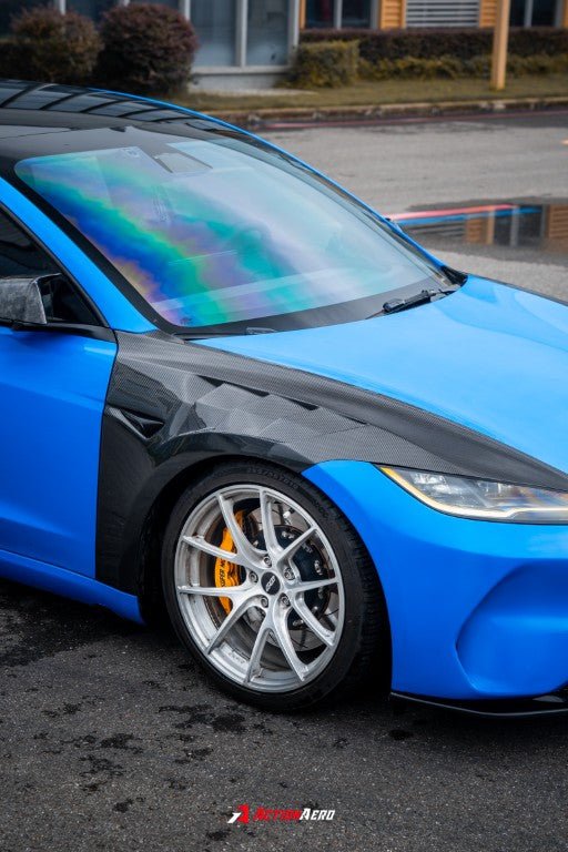 AE DESIGN - ACTION AERO TESLA MODEL 3 HIGHLAND / PERFORMANCE 2024+ DRY CARBON FIBRE FRONT FENDERS - Aero Carbon UK