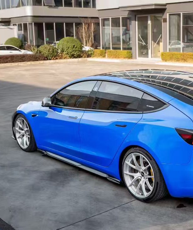 AE DESIGN - ACTION AERO TESLA MODEL 3 HIGHLAND / PERFORMANCE 2024+ DRY CARBON FIBRE SIDE SKIRTS - Aero Carbon UK