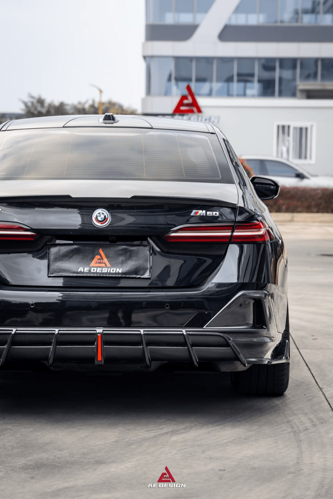 AE DESIGN - BMW I5 M60 G60 DRY CARBON LED REAR DIFFUSER - Aero Carbon UK