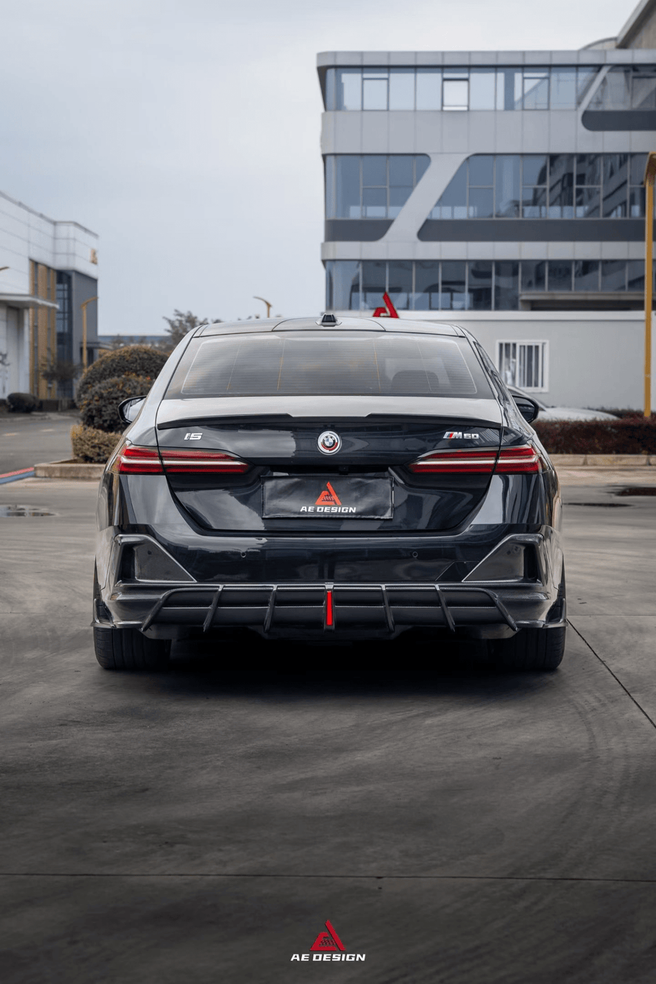 AE DESIGN - BMW I5 M60 G60 DRY CARBON LED REAR DIFFUSER - Aero Carbon UK