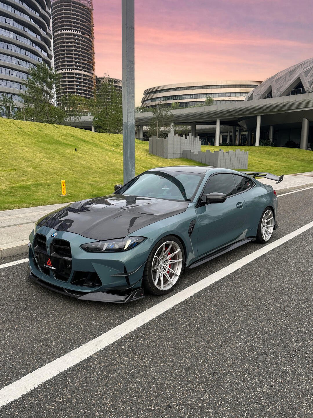 AE DESIGN - BMW M3 G80 / M4 G82 CARBON FIBER V2 HOOD BONNET WITH TRANSPARENT CLEAR ENGINE COVER - Aero Carbon UK