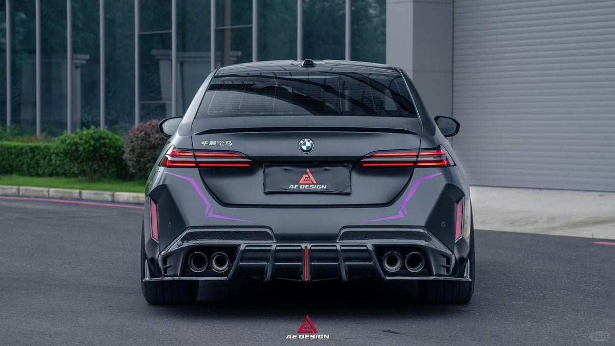 AE DESIGN - BMW M5 G90 DRY CARBON FIBER REAR DIFFUSER - Aero Carbon UK