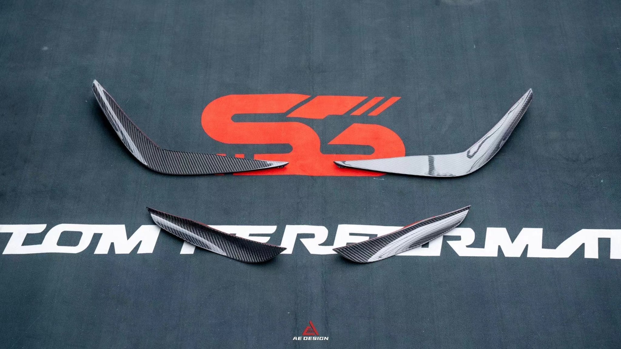 AE DESIGN - BMW X5 G05 LCI CARBON FIBRE FRONT CANARDS - Aero Carbon UK