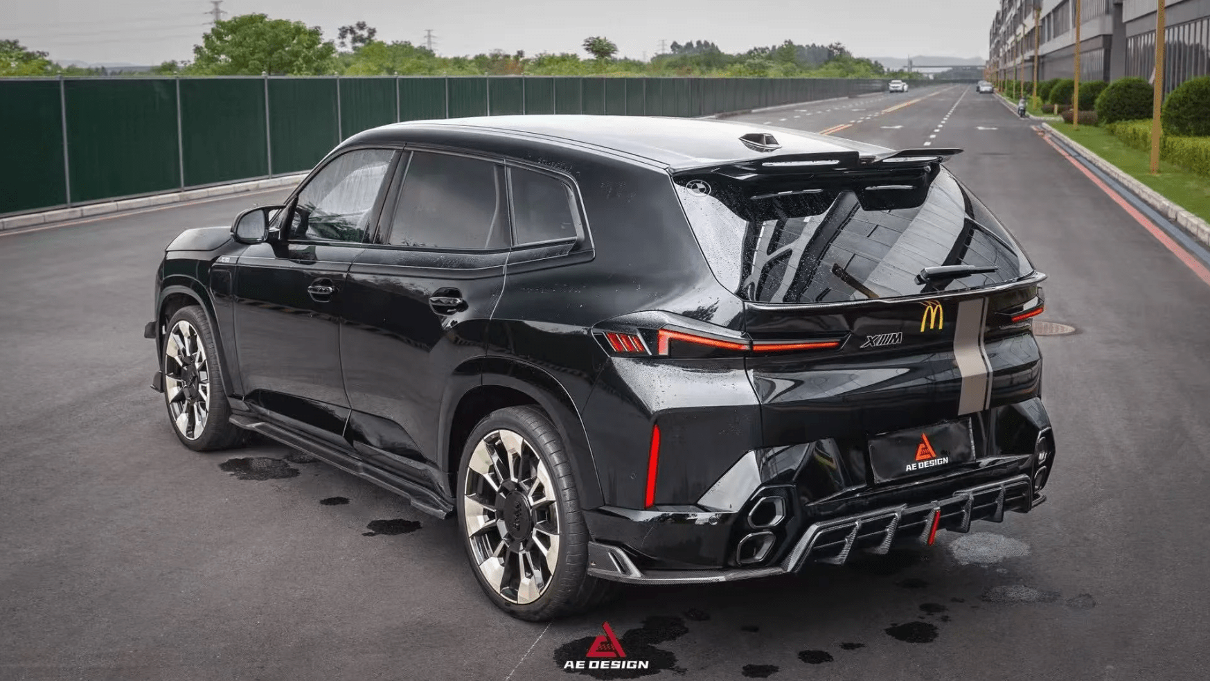 AE DESIGN - BMW XM G09 DRY CARBON FIBER REAR MID BOOT SPOILER - Aero Carbon UK