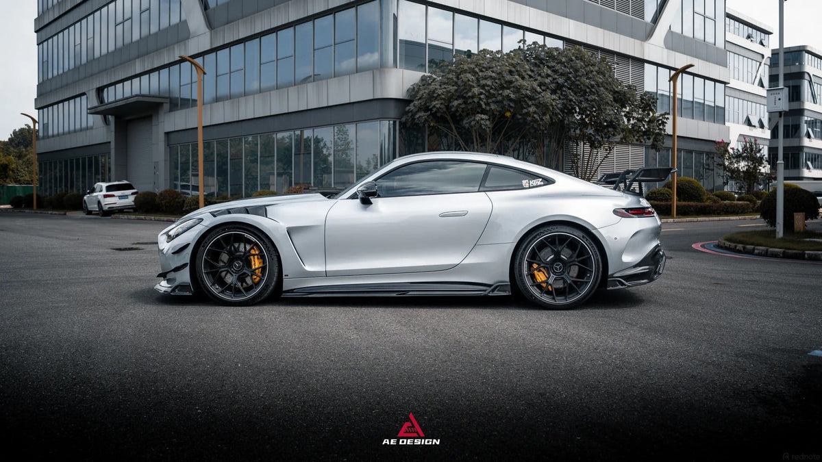 AE DESIGN - MERCEDES BENZ AMG GT63S C192 2025+ CARBON FIBRE SIDE SKIRTS - Aero Carbon UK