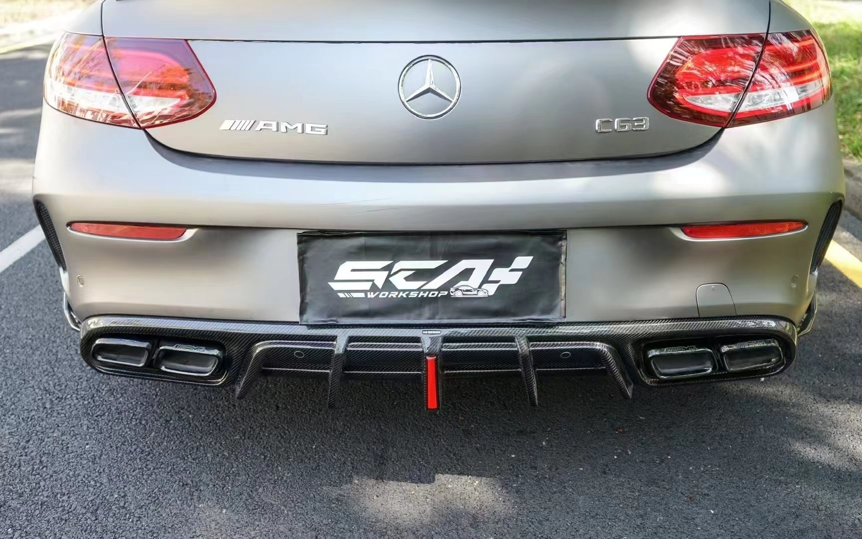 AE DESIGN - MERCEDES BENZ C63 C63S W205 CARBON FIBRE LED REAR DIFFUSER - Aero Carbon UK