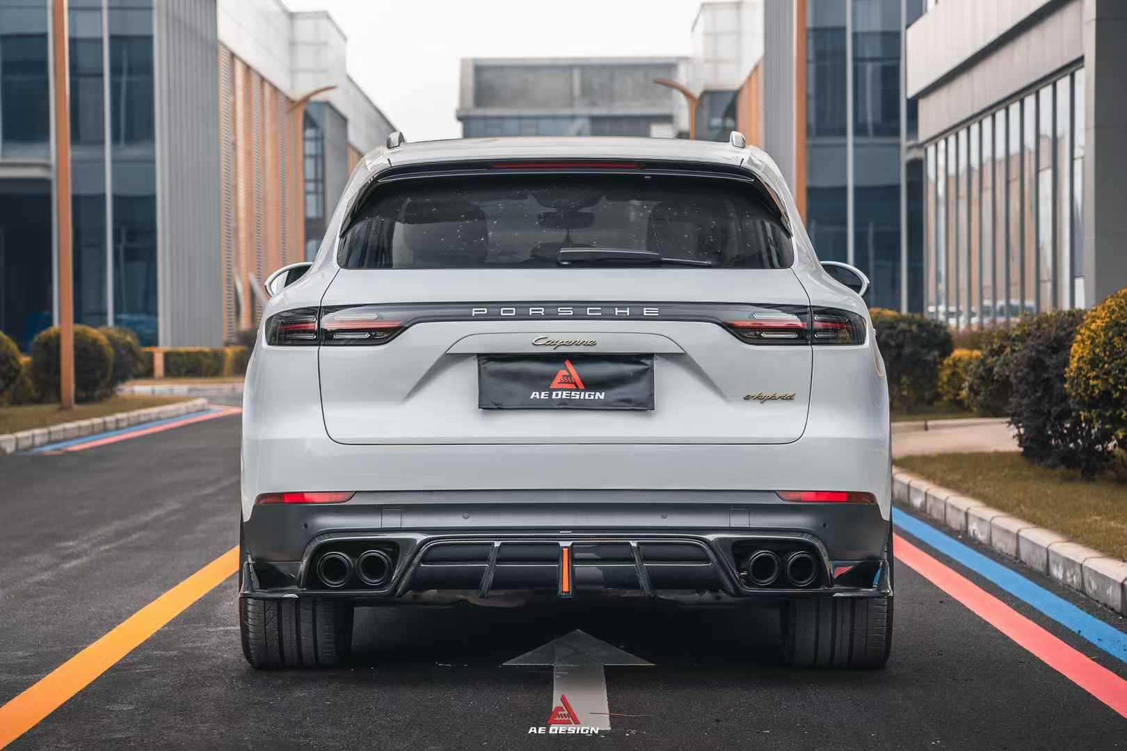 AE DESIGN - PORSCHE CAYENNE 9Y0 DRY CARBON FIBRE REAR LED DIFFUSER - Aero Carbon UK