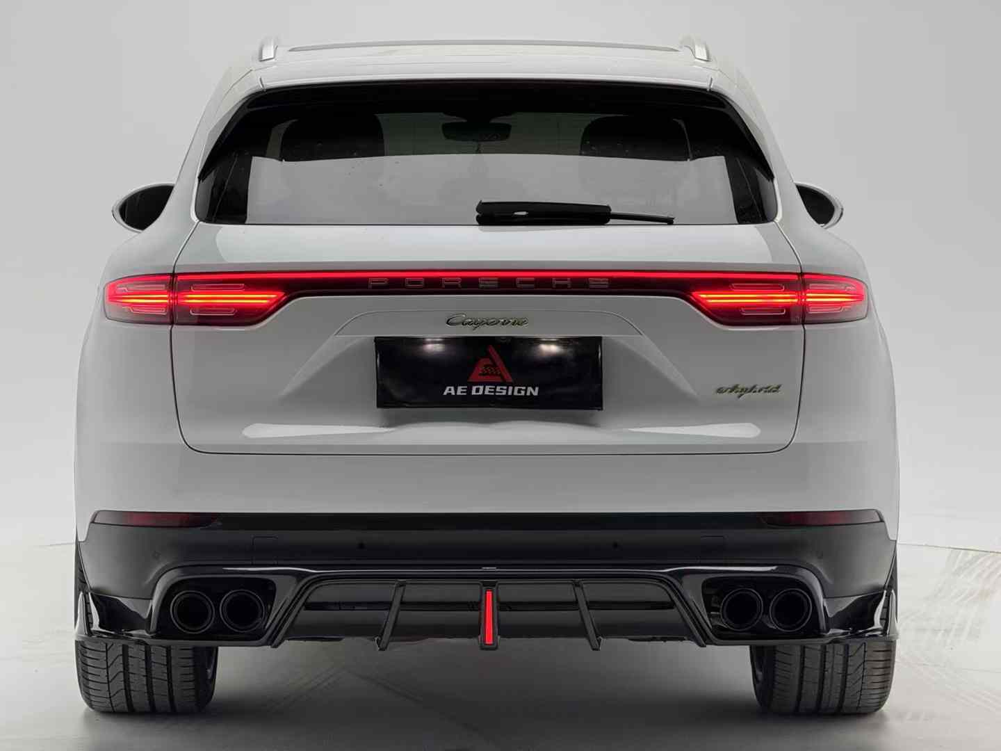 AE DESIGN - PORSCHE CAYENNE 9Y0 DRY CARBON FIBRE REAR LED DIFFUSER - Aero Carbon UK