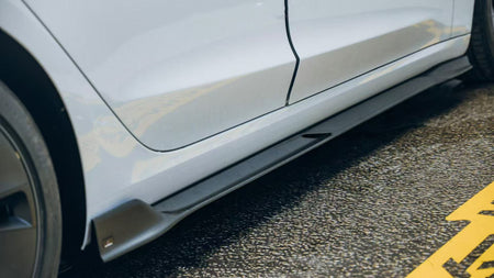 AE DESIGN - TESLA MODEL 3 HIGHLAND / PERFORMANCE 2024+ DRY CARBON FIBRE SIDE SKIRTS V2 - Aero Carbon UK