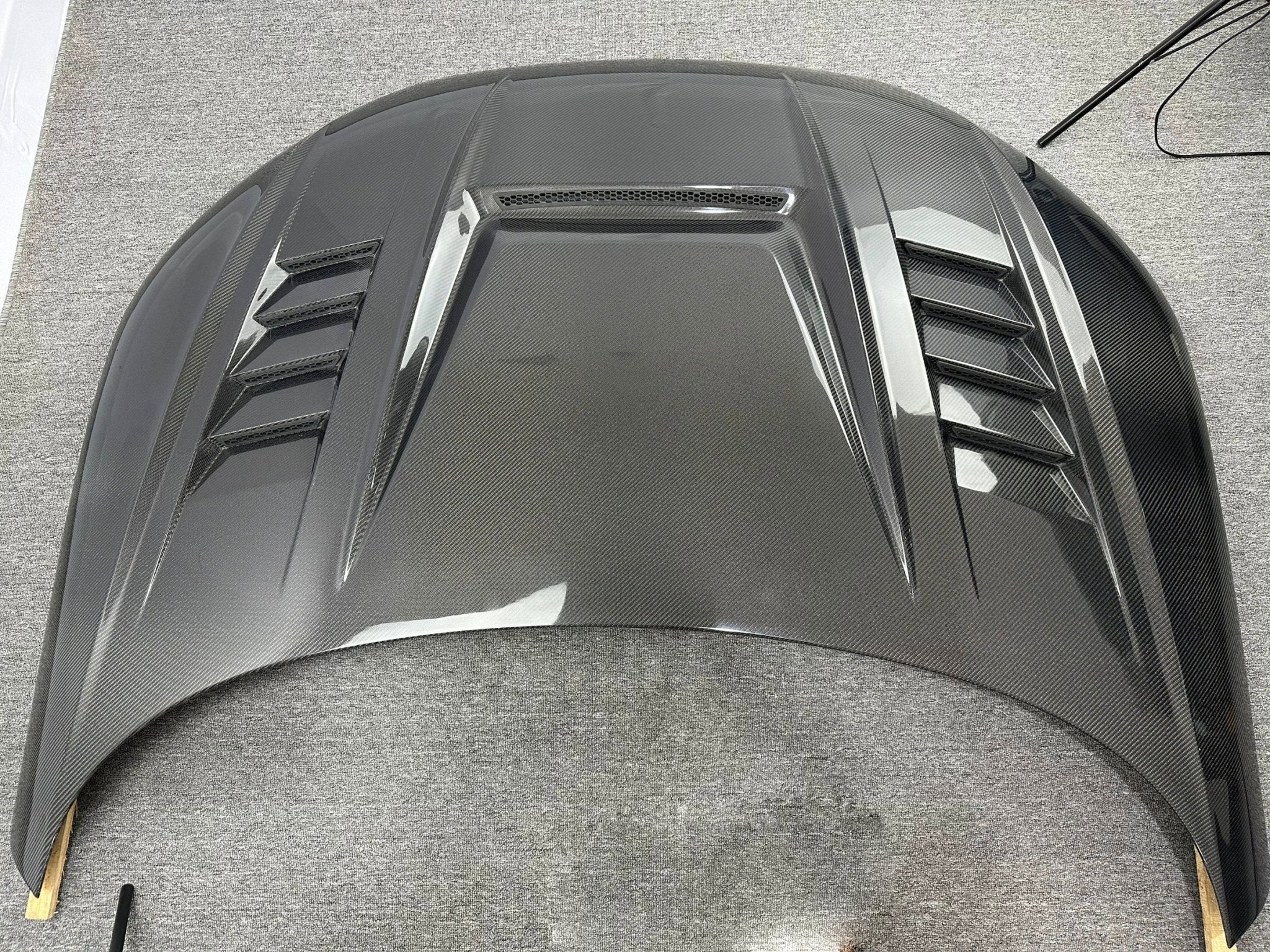 AERO CARBON - AUDI TT/TTS/TTRS MK3 VENTED CARBON FIBRE HOOD - Aero Carbon UK