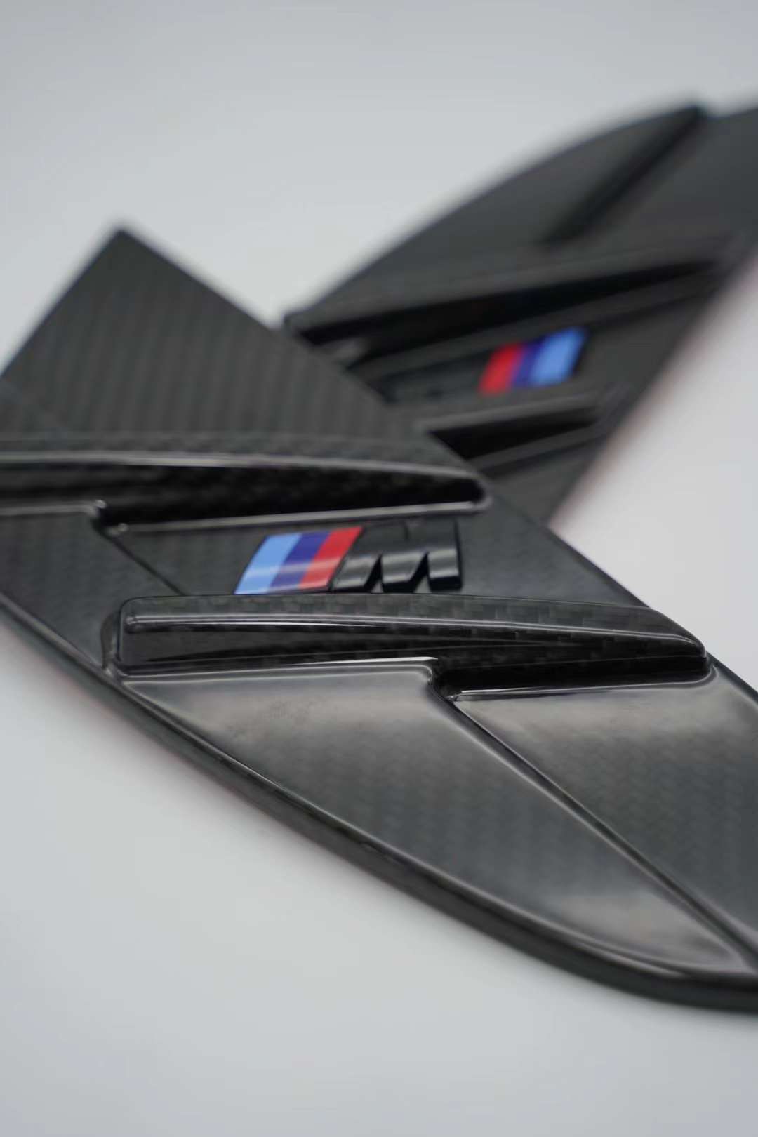 AERO CARBON - BMW 3 SERIES G20 CARBON FIBRE SIDE FENDER COVERS - Aero Carbon UK