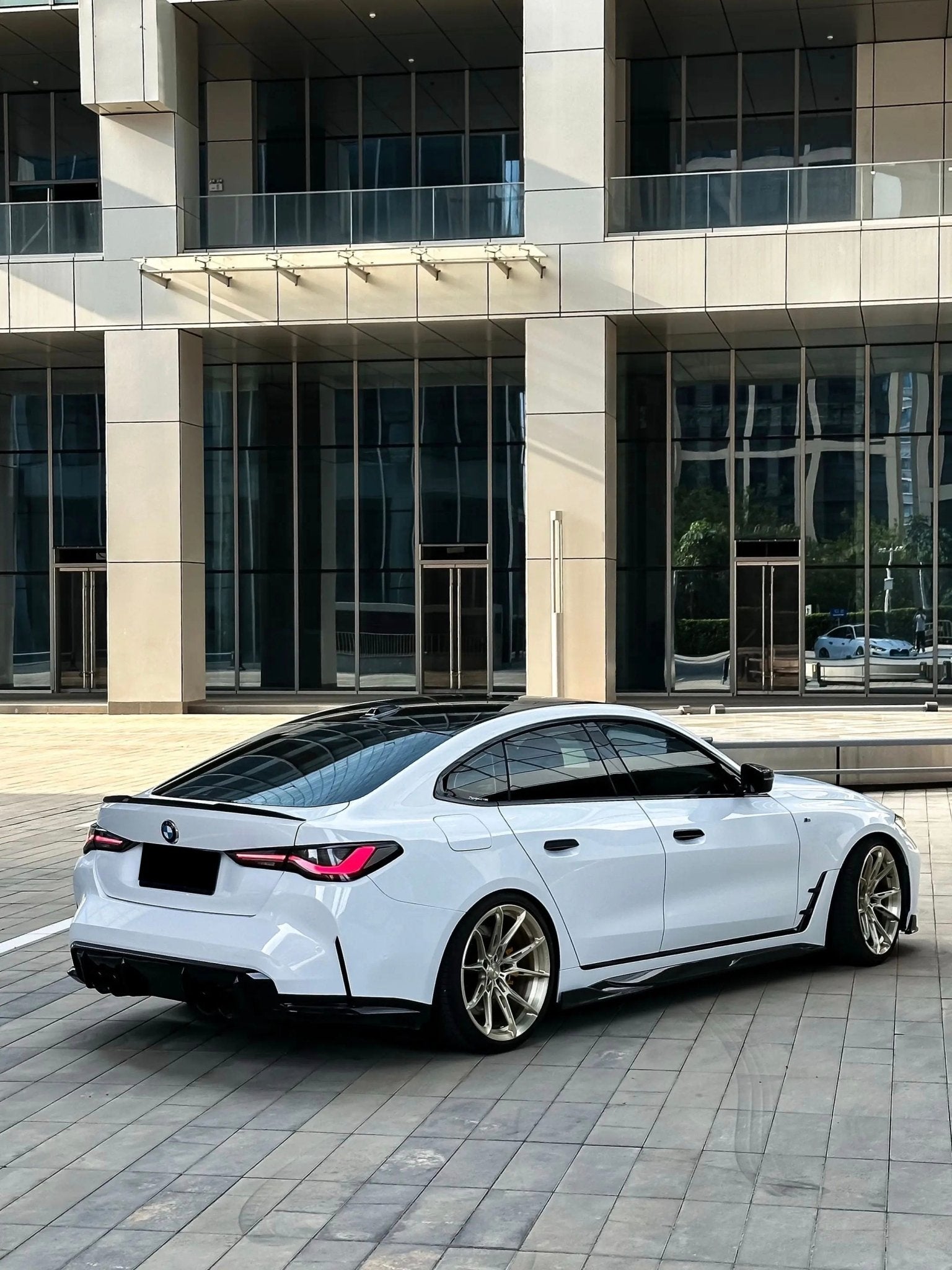 AERO CARBON - BMW 4 SERIES GRAN COUPE G26 REAR CONVERSION BUMPER M4 STYLE - Aero Carbon UK