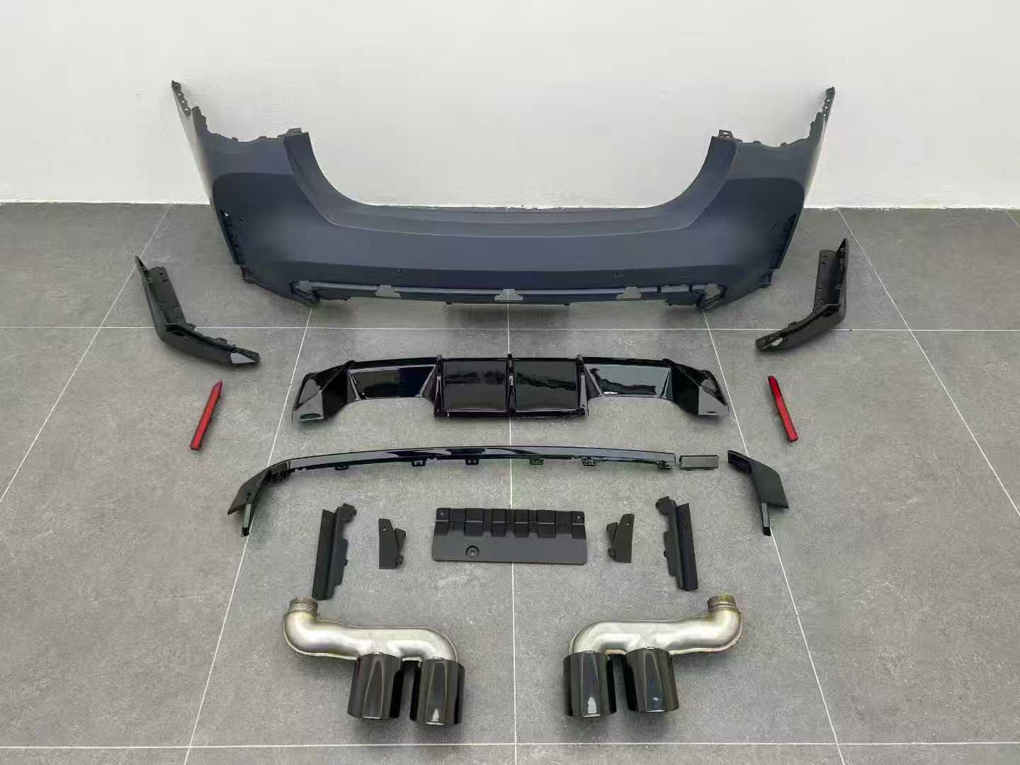 AERO CARBON - BMW 4 SERIES GRAN COUPE G26 REAR CONVERSION BUMPER M4 STYLE - Aero Carbon UK