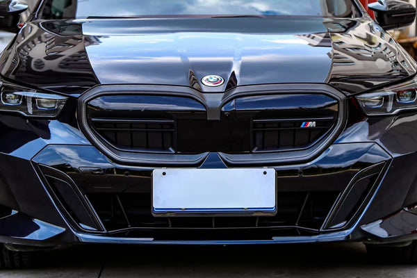 AERO CARBON - BMW 5 SERIES G60 2024+ CARBON FIBRE LED GRILLE M60 STYLE
