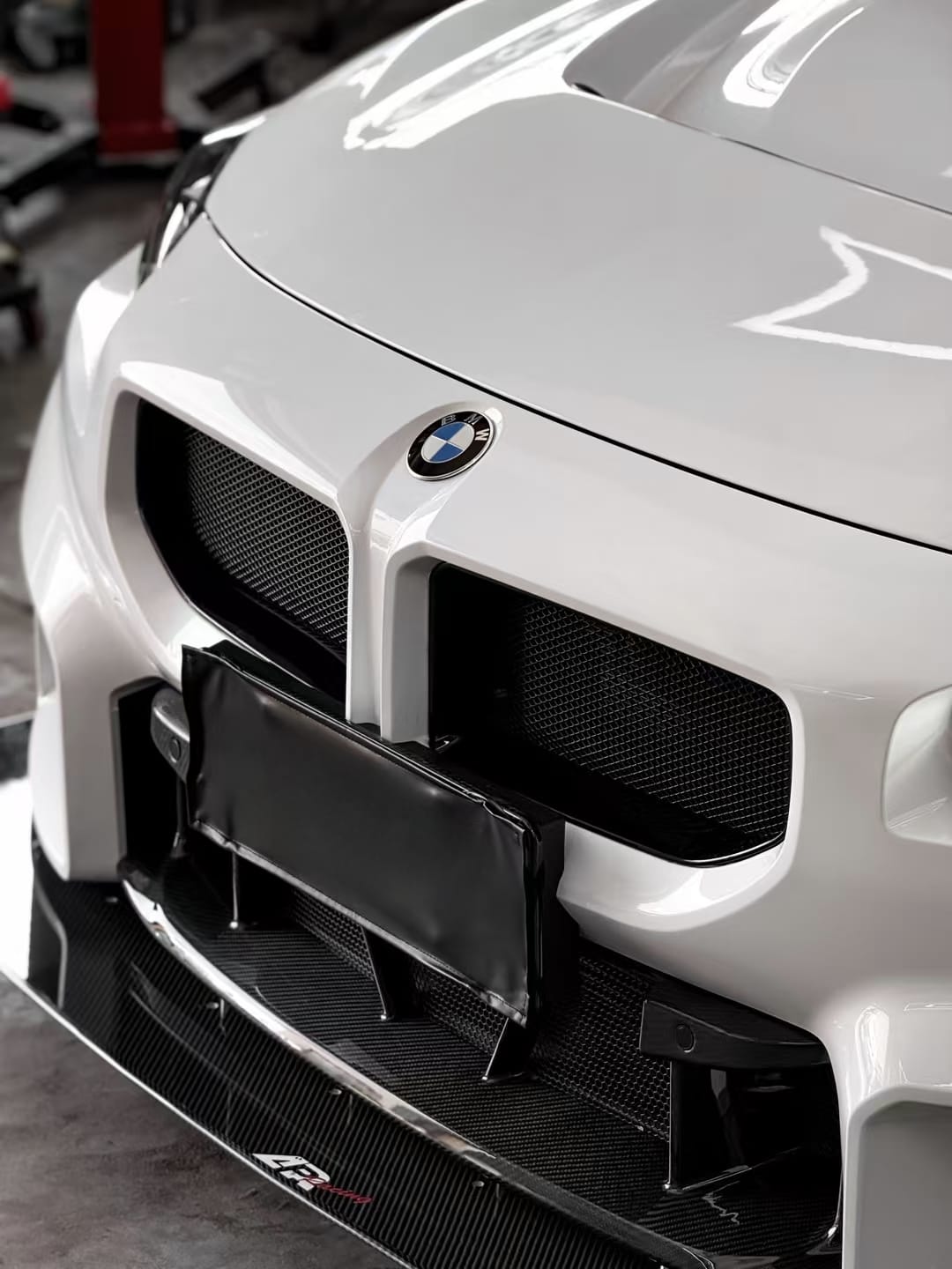 AERO CARBON - BMW M2 G87 ABS GLOSS BLACK MESH GRILLE - Aero Carbon UK