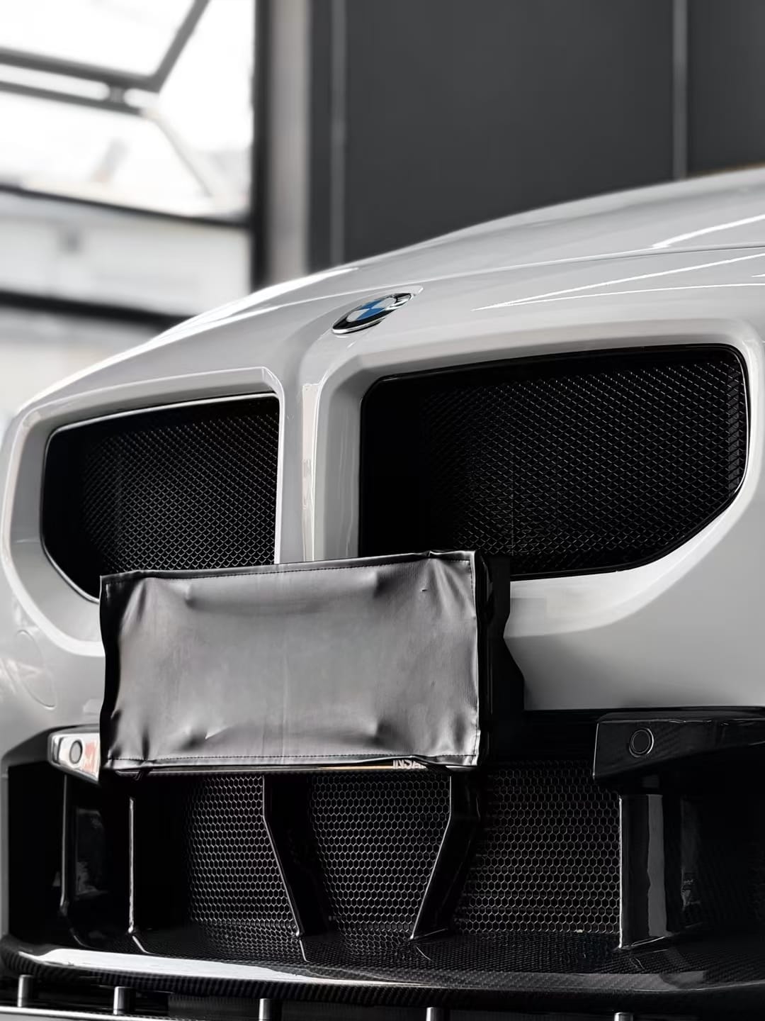 AERO CARBON - BMW M2 G87 ABS GLOSS BLACK MESH GRILLE - Aero Carbon UK