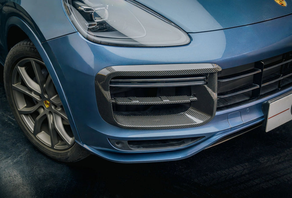 AERO CARBON - PORSCHE CAYENNE 9Y0.1 DRY CARBON FIBER FRONT BUMPER INSERTS - Aero Carbon UK