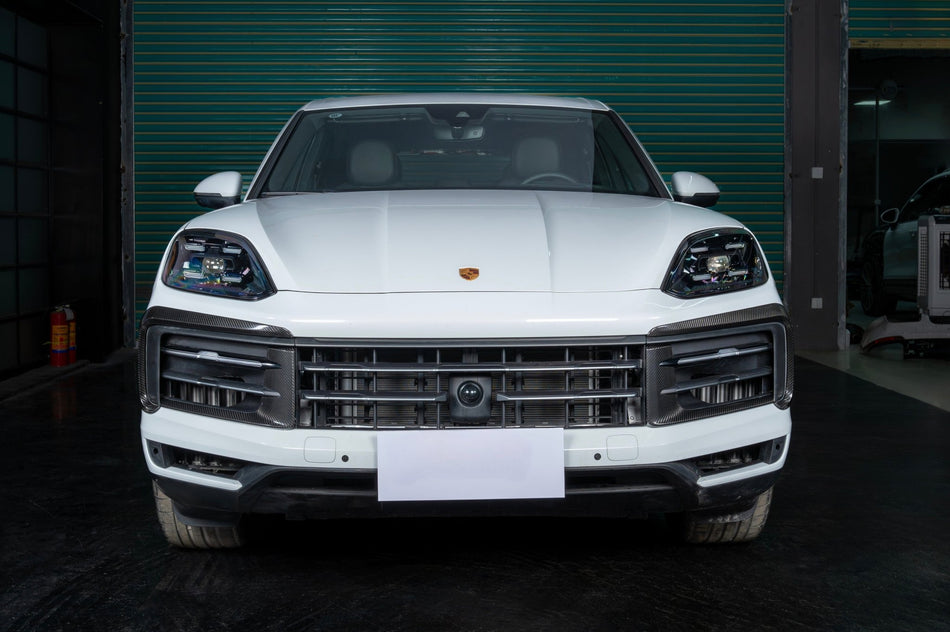 AERO CARBON - PORSCHE CAYENNE 9Y0.2 DRY CARBON FIBER FRONT BUMPER TRIM - Aero Carbon UK