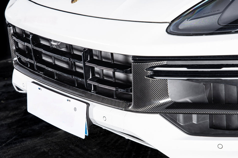 AERO CARBON - PORSCHE CAYENNE GTS 9Y0.2 DRY CARBON FIBER FRONT BUMPER TRIM - Aero Carbon UK