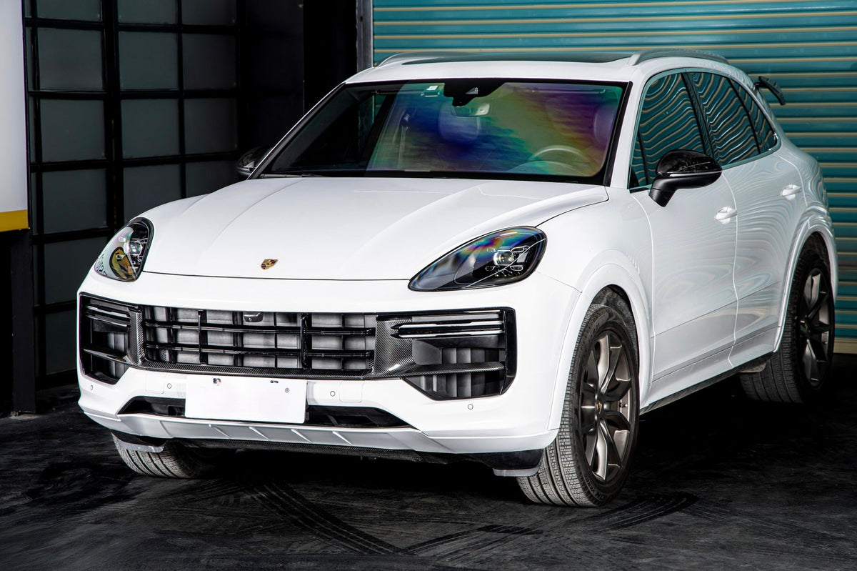AERO CARBON - PORSCHE CAYENNE GTS 9Y0.2 DRY CARBON FIBER FRONT BUMPER TRIM - Aero Carbon UK