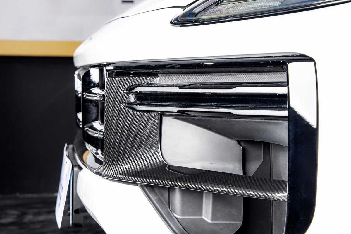 AERO CARBON - PORSCHE CAYENNE GTS 9Y0.2 DRY CARBON FIBER FRONT BUMPER TRIM - Aero Carbon UK