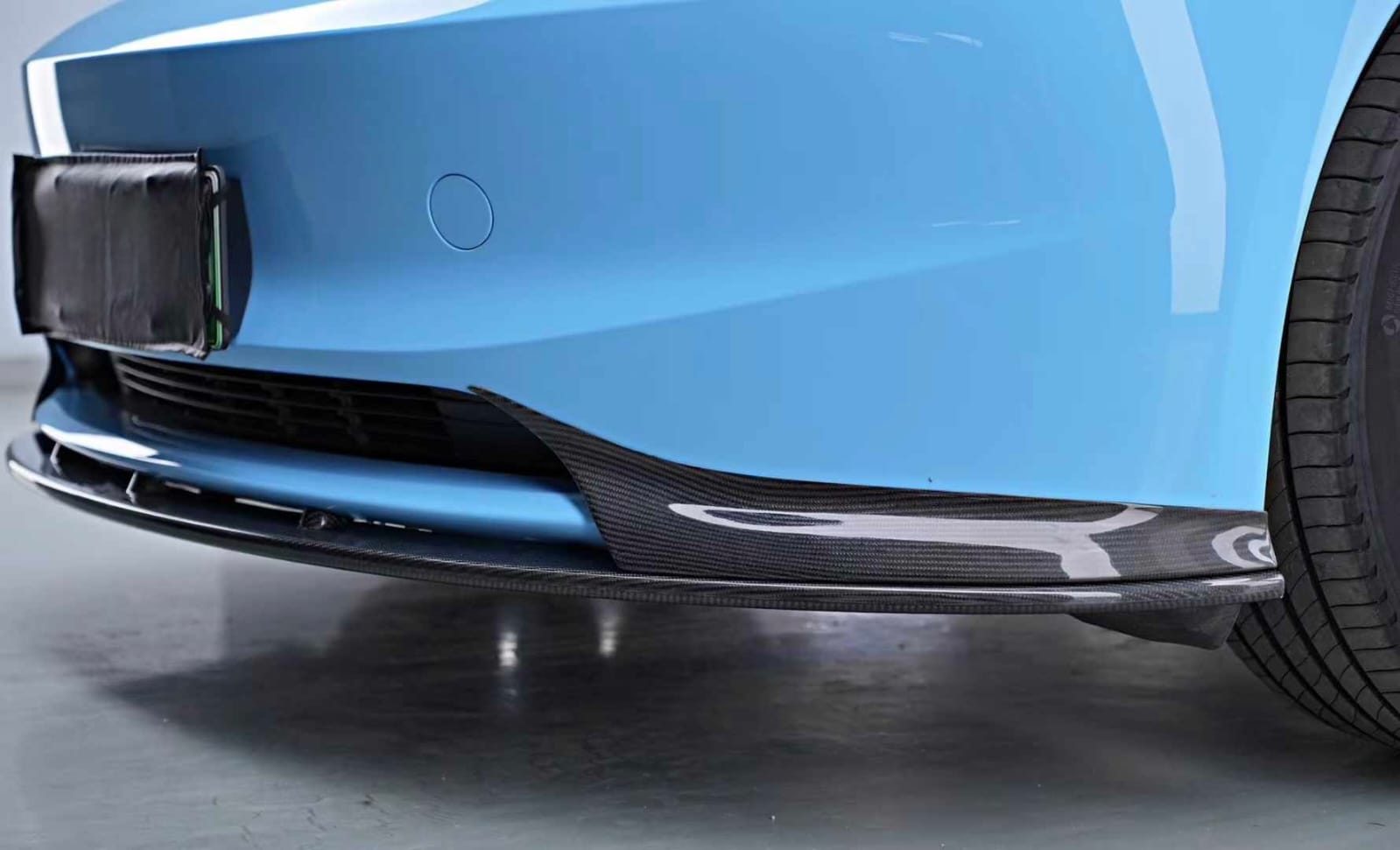 AERO CARBON - TESLA MODEL 3 HIGHLAND 2024+ DRY CARBON FIBRE FRONT LIP V2 - Aero Carbon UK