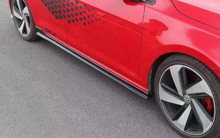 AERO CARBON - VOLKSWAGEN GOLF GTI & GOLF R MK7 MK7.5 GLOSS BLACK SIDE SKIRTS - Aero Carbon UK
