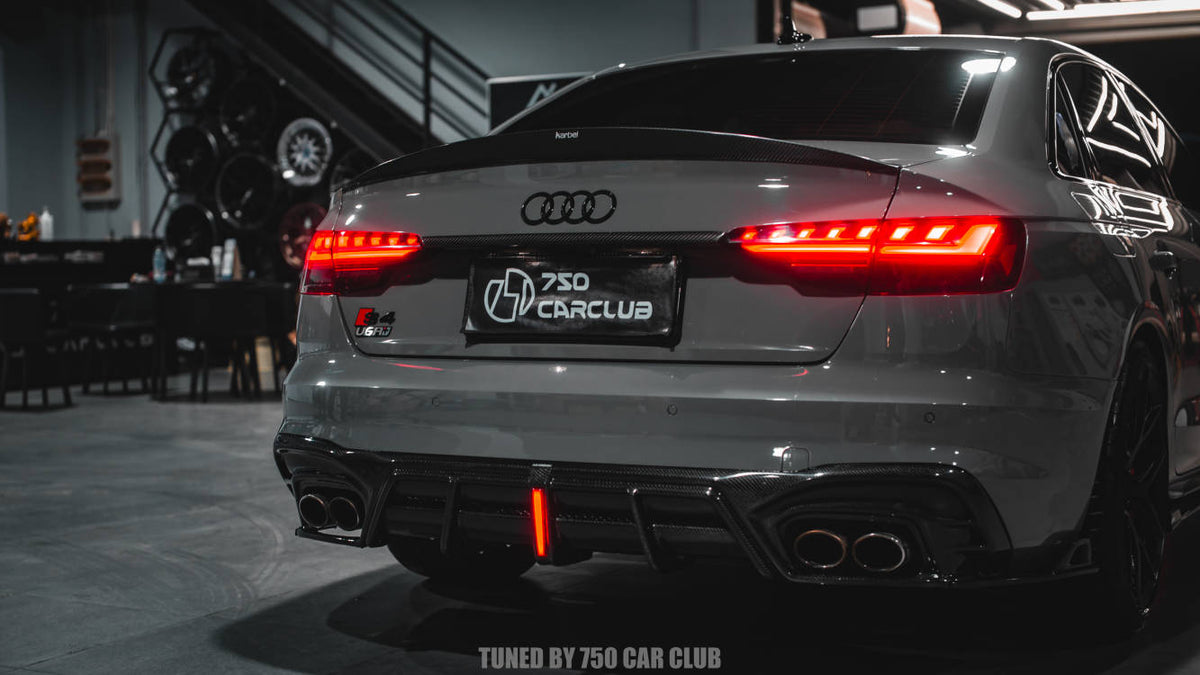 AERO DESIGN - AUDI A4 / S4 B9.5 CARBON FIBRE LED REAR DIFFUSER - Aero Carbon UK
