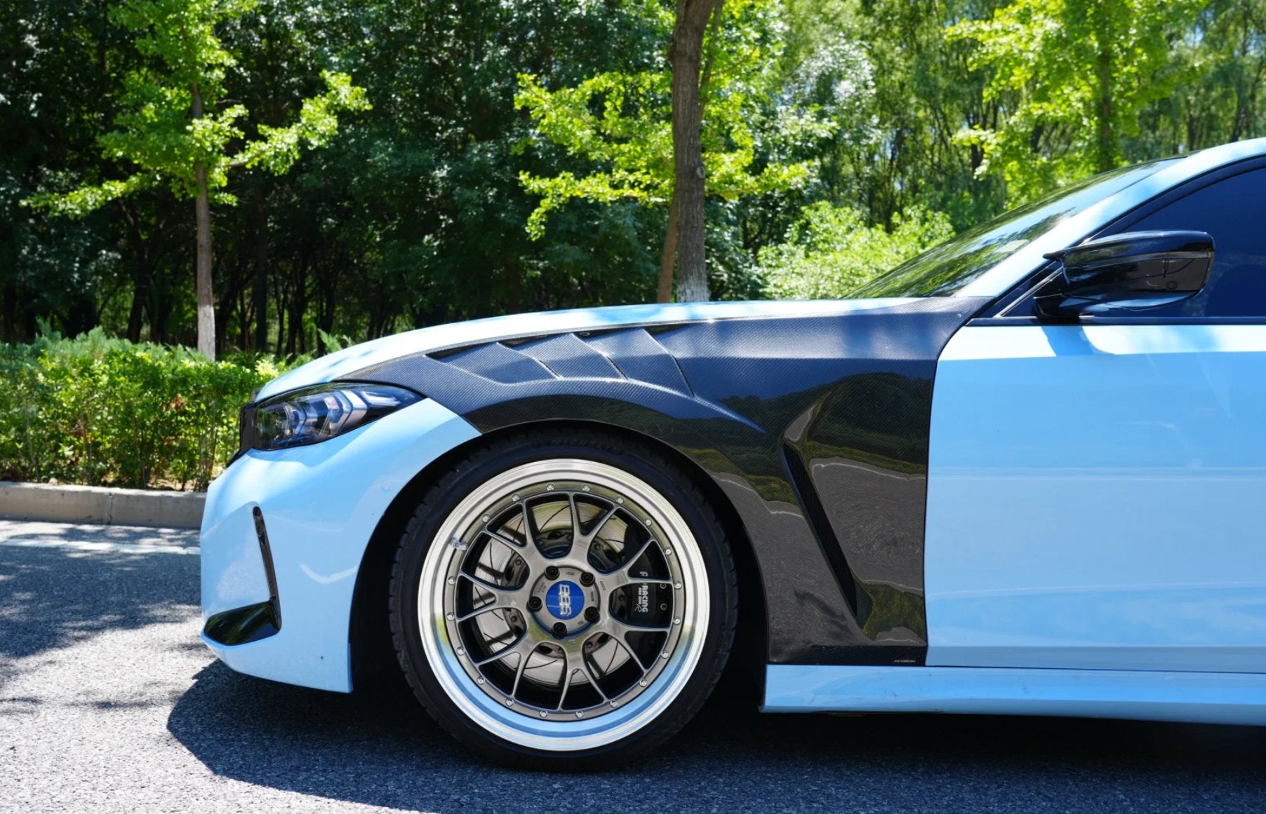 AE DESIGN - BMW 3 SERIES G20 DRY CARBON FIBRE SIDE FENDERS – Aero Carbon UK