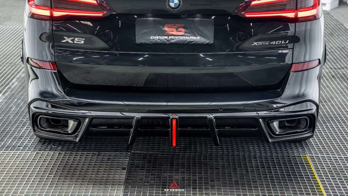 Black Rear Diffuser AE DESIGN - BMW X5 G05 GLOSS BLACK LED REAR DIFFUSER – Aero Carbon UK