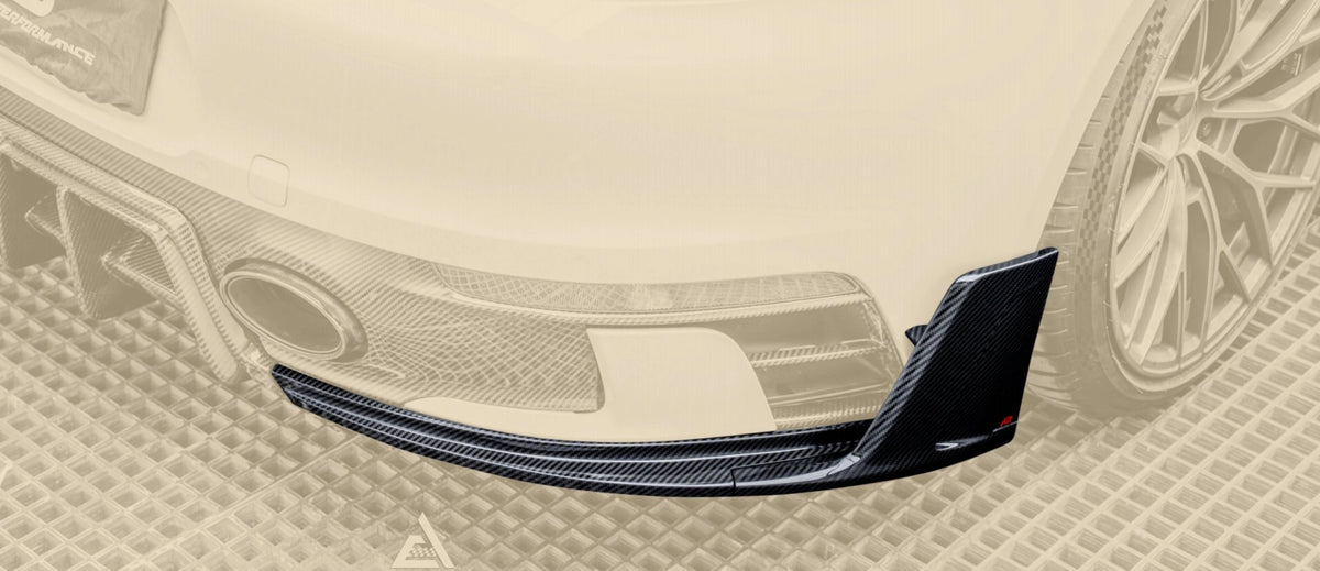 AERO DESIGN - PORSCHE CARRERA 911 992 DRY CARBON FIBRE LED REAR DIFFUSER - Aero Carbon UK
