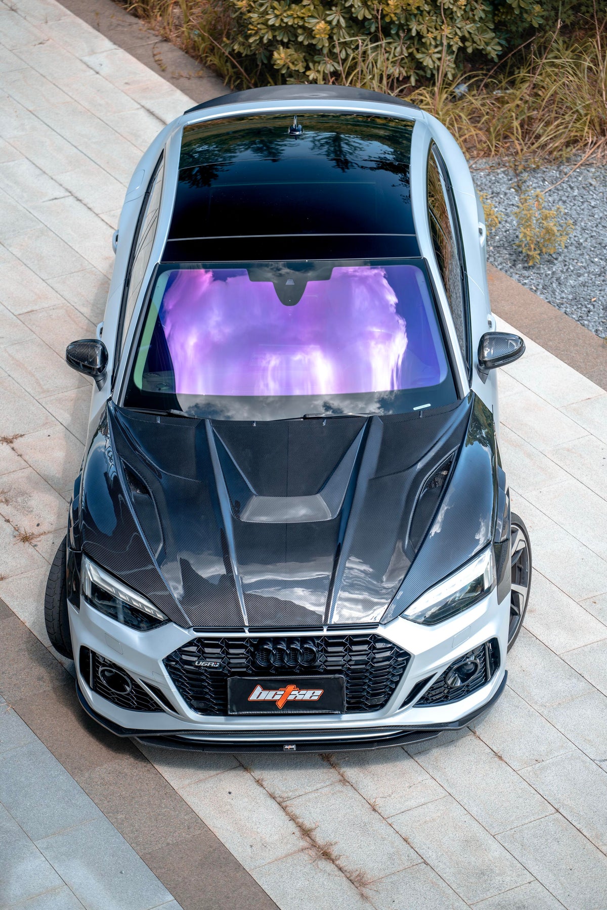 BCTXE Audi A5 S5 RS5 B9.5 exposed carbon fibre bonnet, overhead view on silver RS5 Sportback