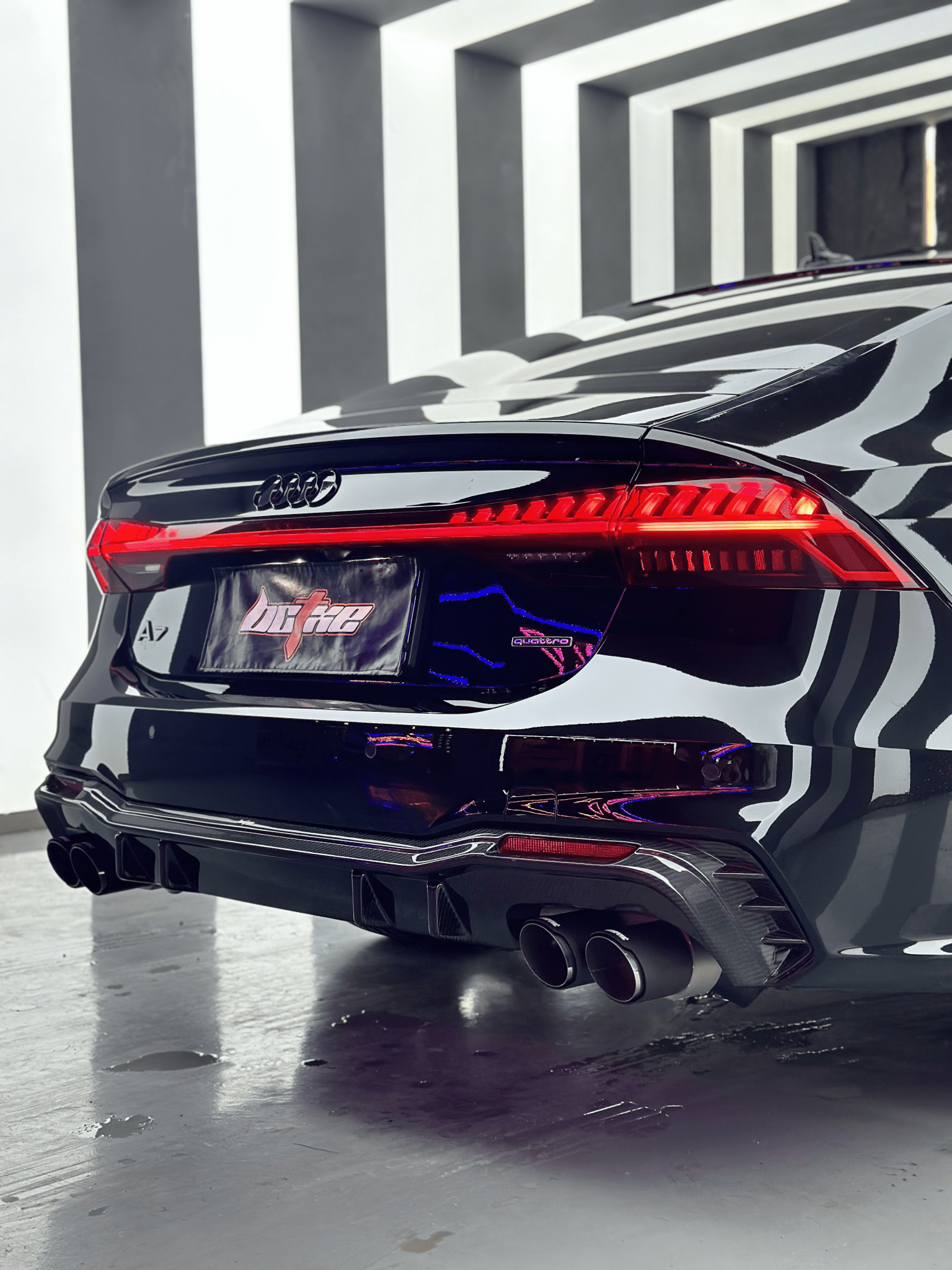 BCTXE - AUDI A7 C8 DRY CARBON REAR DIFFUSER - Aero Carbon UK