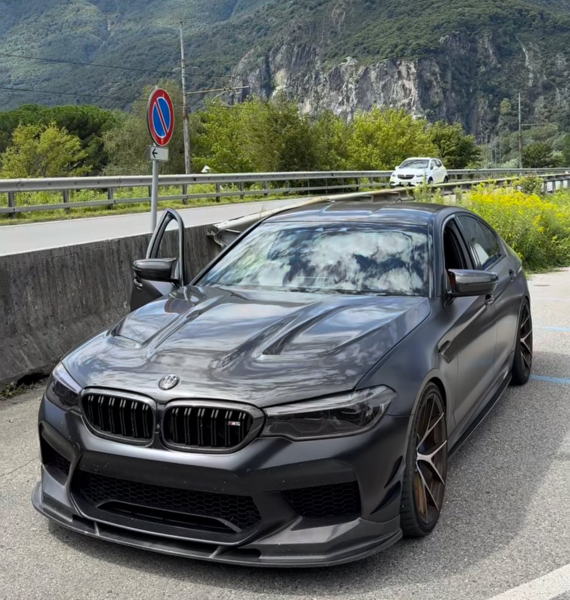 CMST - BMW M5 F90 / 5 SERIES G30 540i M550i CARBON FIBRE BONNET HOOD V2 - Aero Carbon UK