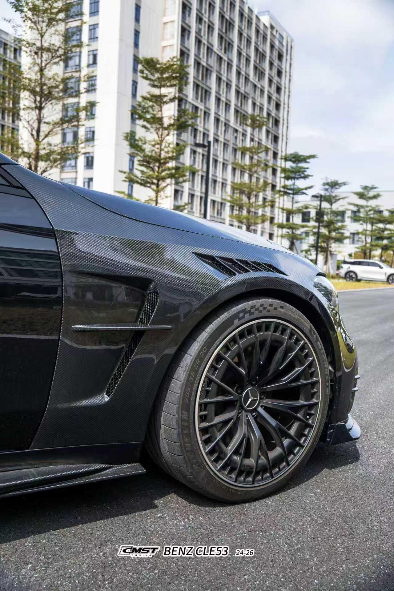 CMST - MERCEDES BENZ CLE53 C236 DRY CARBON FIBRE FRONT FENDERS - Aero Carbon UK