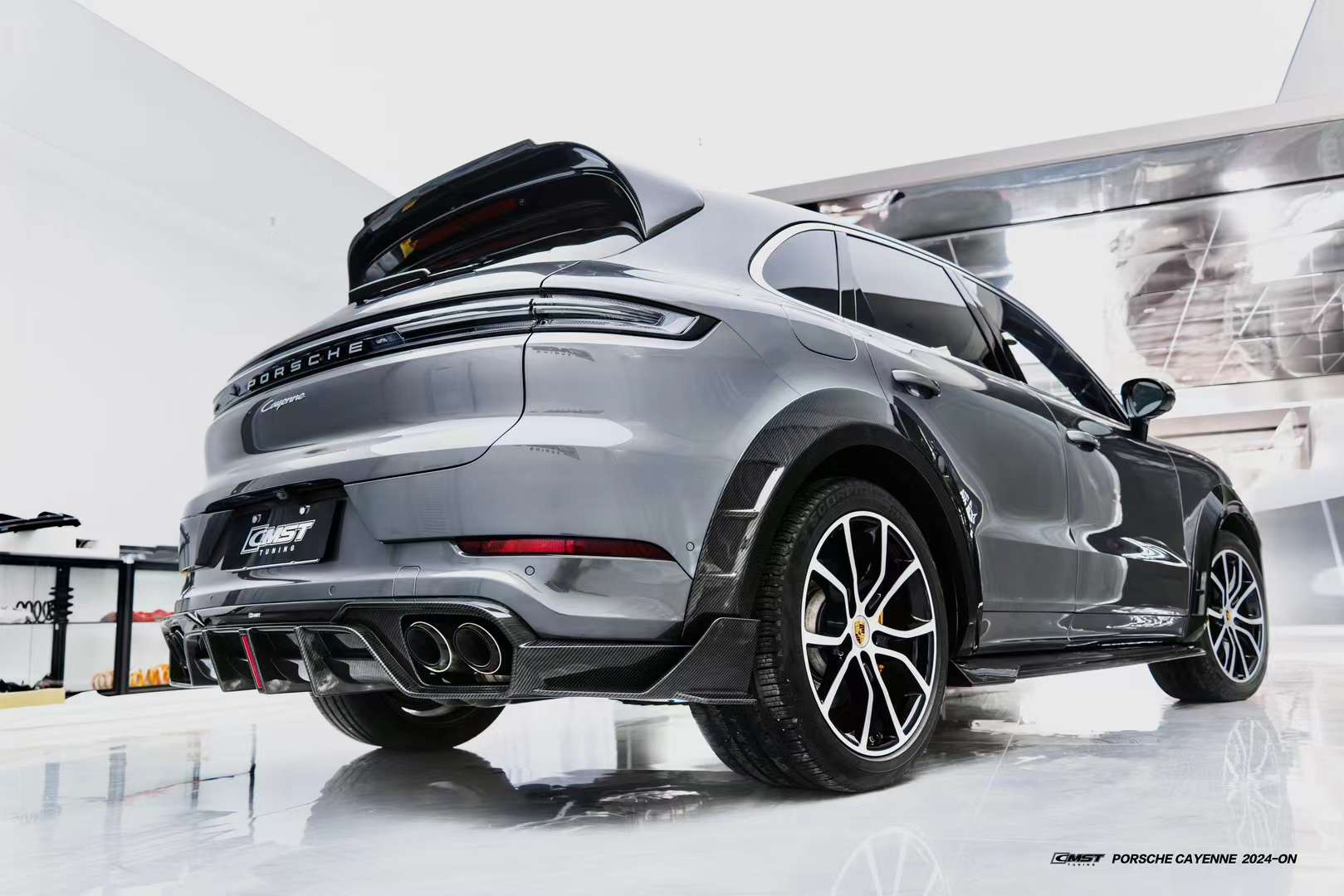 CMST - PORSCHE CAYENNE 2024+ DRY CARBON FIBRE LED REAR DIFFUSER - Aero Carbon UK