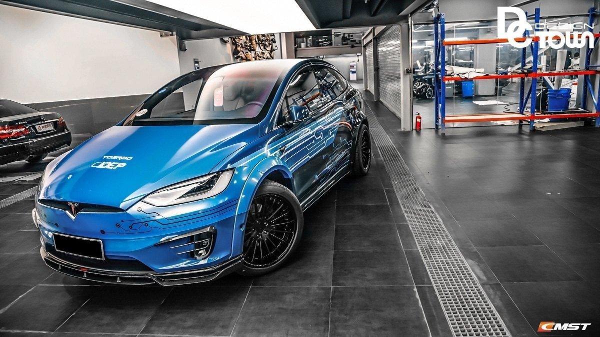 CMST - TESLA MODEL X GEN 1 2016-2021 CARBON FIBRE FRONT UPPER VALENCES - Aero Carbon UK