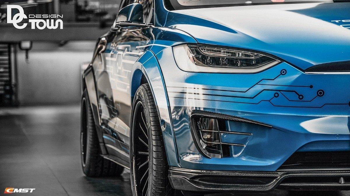 CMST - TESLA MODEL X GEN 1 2016-2021 CARBON FIBRE FRONT UPPER VALENCES - Aero Carbon UK