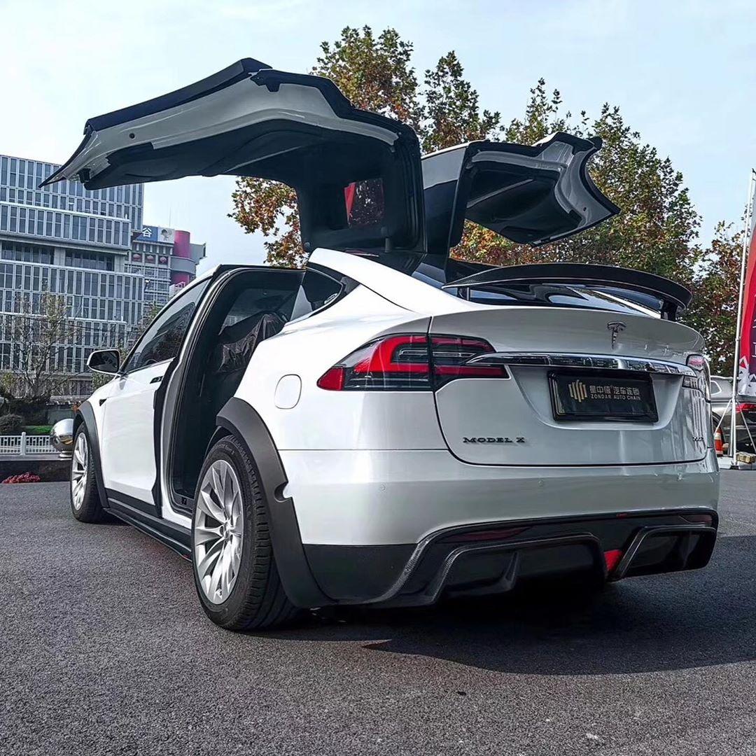 CMST - TESLA MODEL X GEN 1 2016-2021 CARBON FIBRE REAR TRUNK SPOILER - Aero Carbon UK