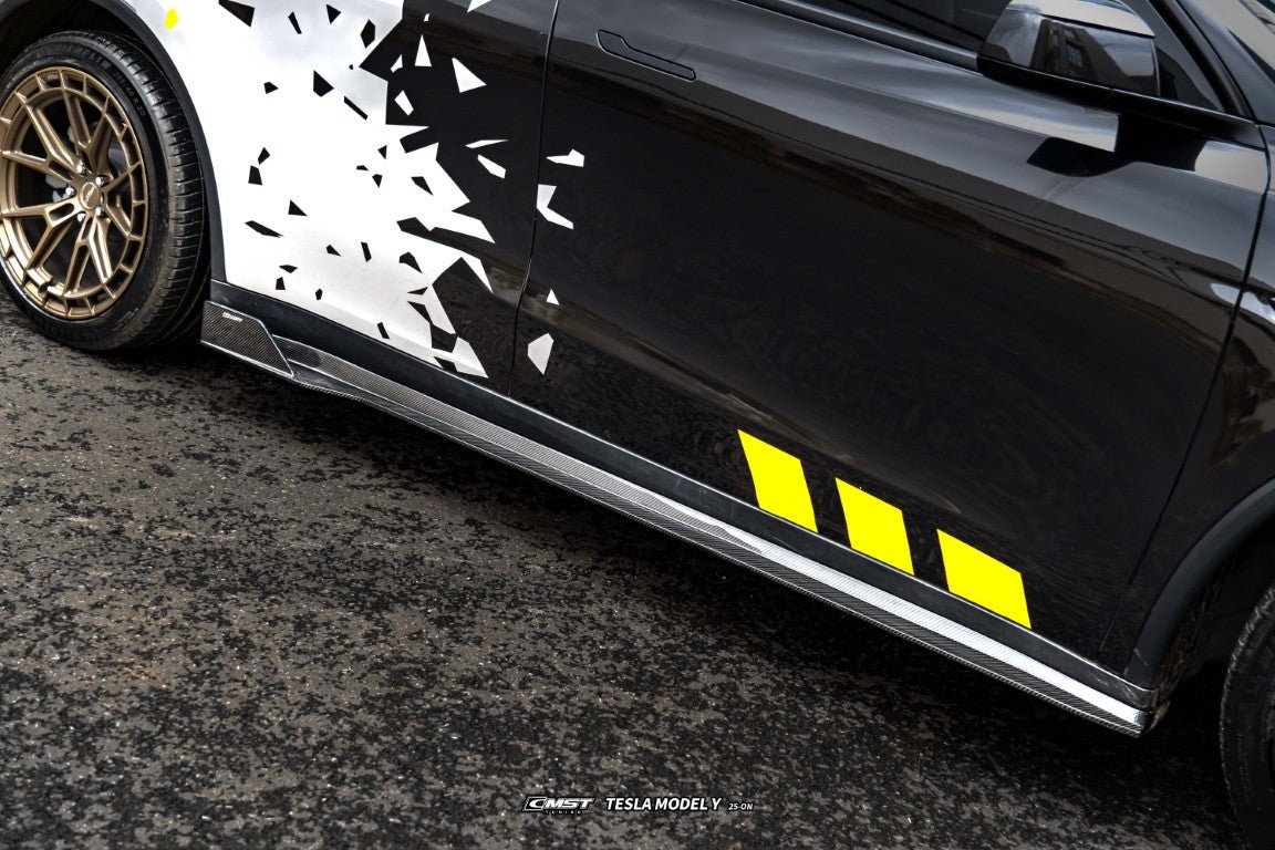CMST - TESLA MODEL Y JUNIPER 2025+ CARBON FIBER V1 SIDE SKIRTS - Aero Carbon UK